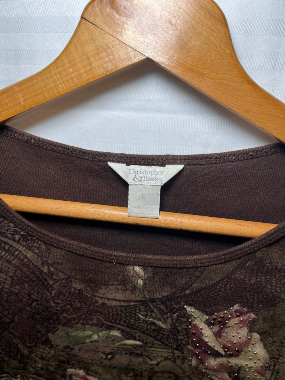 Christopher & Banks Floral Graphic Top Size L - Picture 2 of 3